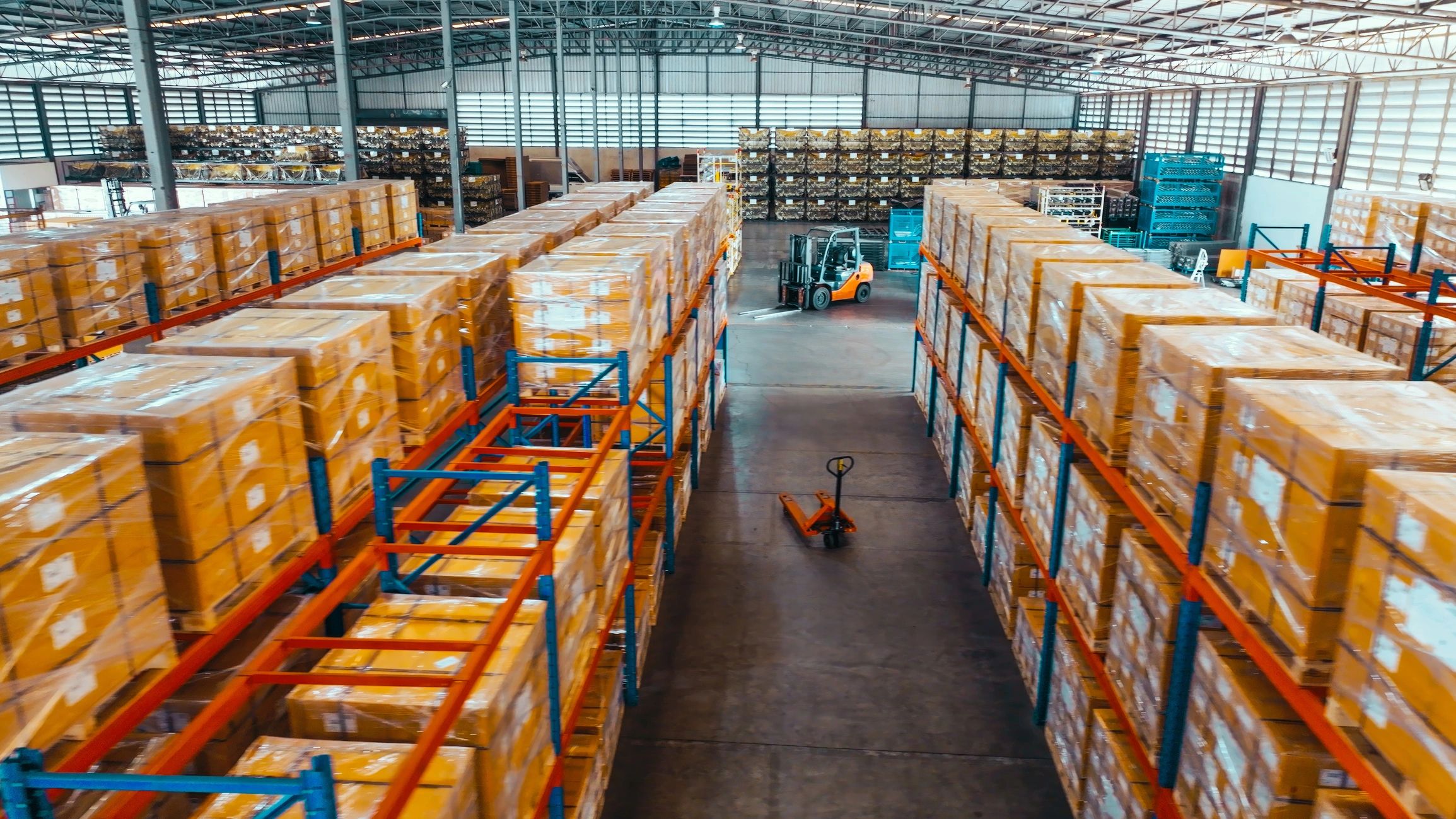 Warehouse logistics environment with stored cargo